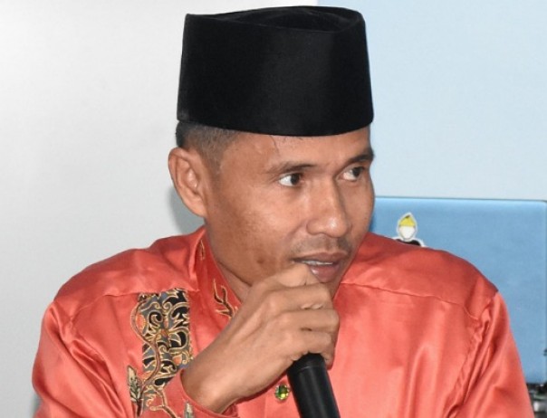 Kepala Diskominfo Kampar, Arizon