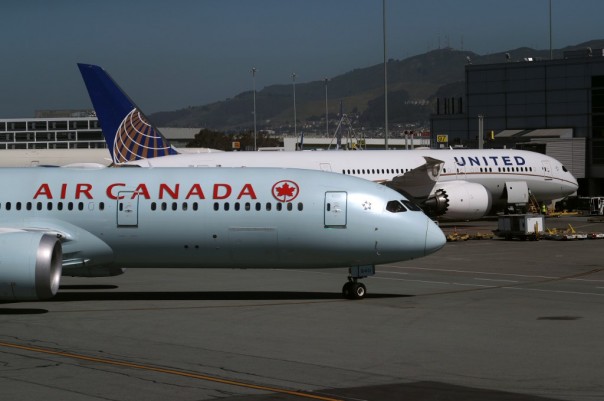 Air Canada Memberhentikan Lebih Dari 5.000 Pramugari
