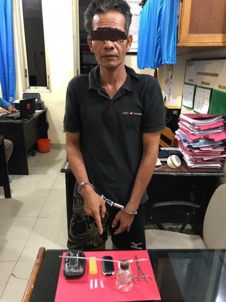 AH oknum satpol pp Dumai Diamankan dengan alat bukti Bong (ist)