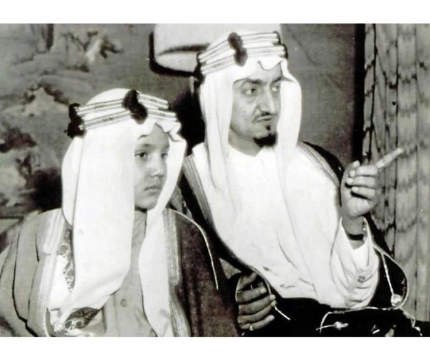 Faisal bin Abdulaziz al-Saud (kanan) (Foto: Istimewa/internet)