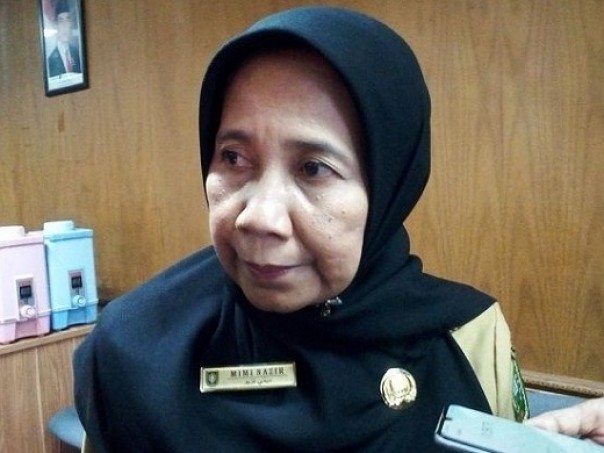 Kepala Diskes Riau, Mimi Yuliani Nazir