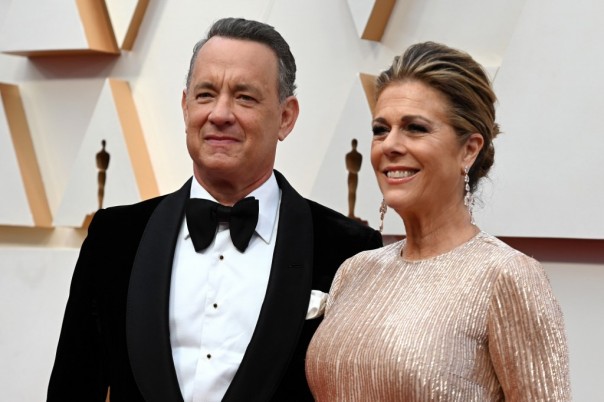 Laporan Media : Tom Hanks Kembali ke LA Setelah Berjuang Melawan Virus Corona