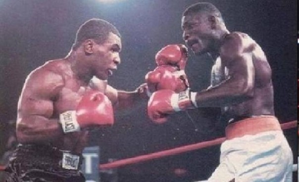 Mike Tyson saat menghadapi Jose Ribalta pada 1986/Tempo