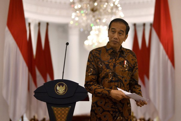Jokowi Memerintahkan Pembatasan Sosial Berskala Besar Ditambah Dengan Kebijakan Darurat Sipil