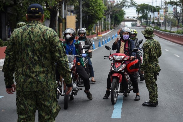 Duterte Ancam Akan Menembak Mati Para Pelanggar Lockdown