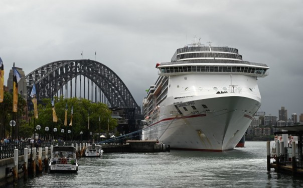 Australia Terbangkan Dokter Untuk Menguji 9 Ribu Kru yang Terdampar di Kapal Pesiar Dekat Sidney