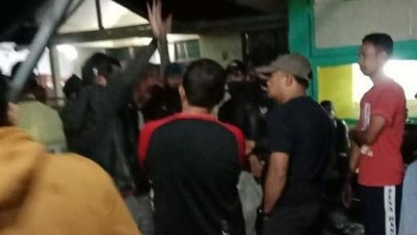 Warga Geruduk rumah Youtuber Ferdian paleka/net