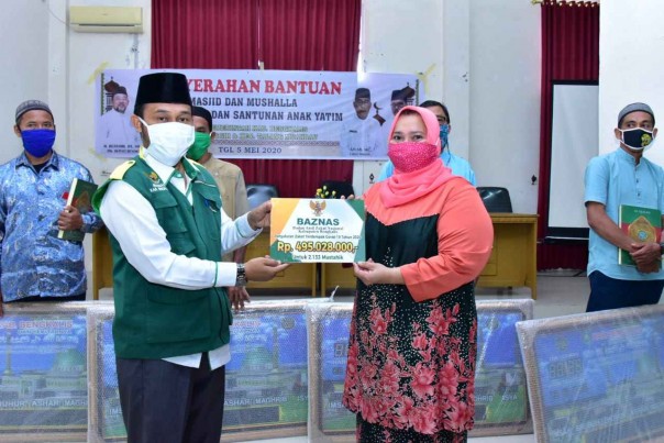 Baznas Bengkalis Salurkan Zakat Rp 495 Juta Kepada 2.133 Mustahik/R24