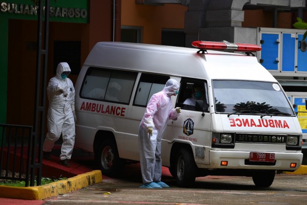 Bayi yang Belum Lahir Ini Akhirnya Meninggal Setelah Ambulans Terjebak Dalam Kemacetan Lalu Lintas di NTT