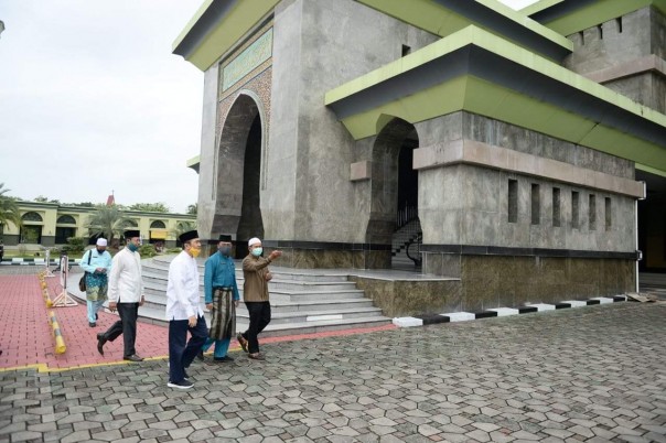 Syamsuar saat kunjungi Masjid An Nur