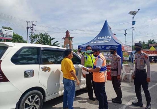 Posko check point di Kampar (net)