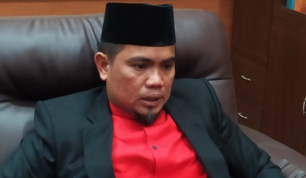 Wakil Ketua DPRD Riau, Zukri Misran