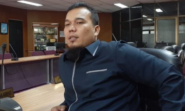 Ketua Komisi I DPRD Riau, Ade Agua Hartanto