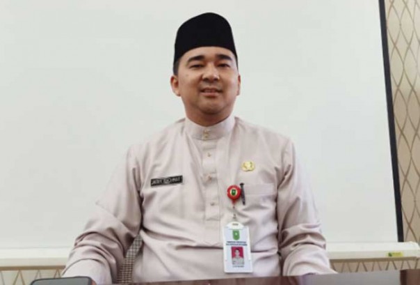 Kepala Dispora Riau, Boby Rachmat