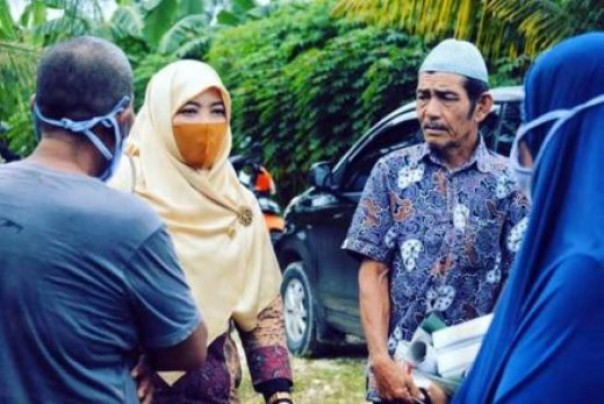 Anggota Komisi V DPRD Riau, Arnita Sari saat reses