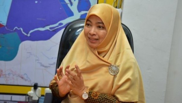 Anggota Komisi V DPRD Riau, Arnita Sari saat reses
