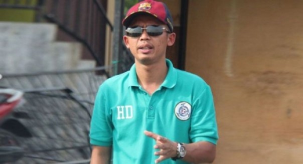 Manager AA Tiga Naga, Hidayat