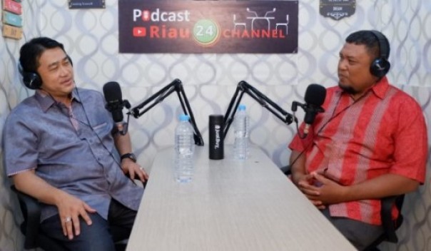 Sekretaris DPD Gerindra Riau, Hardianto saat podcast di Riau24 Channel