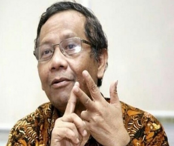 Menko Polhukam Mahfud MD menyebutkan buron hak tagih Bank Bali, Djoko Tjandra (foto: Istimewa/internet)