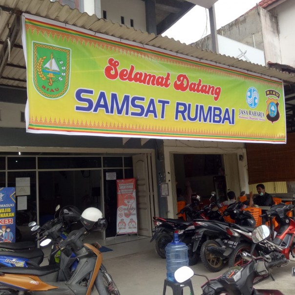 kantor Samsat Rumbai di Jalan Paus rumbai Pesisir Pekanbaru/ogas
