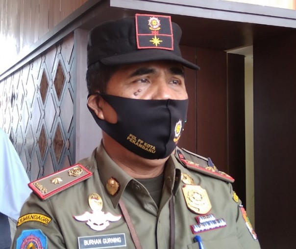 Plt Kepala Satpol PP Pekanbaru Burhan Gurning. Foto: Surya/Riau1.