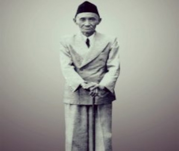 KH Samanhudi (foto: Istimewa/internet)
