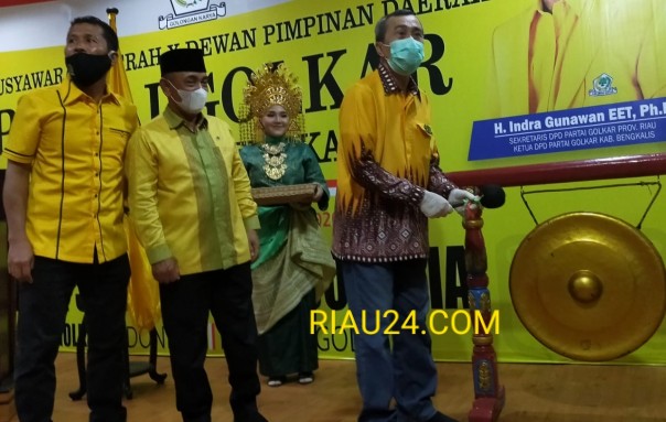 Syamsuat saat membuka musda Golkar ke X Bengkalis/r24