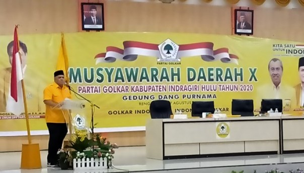 Ketua DPD II Golkar Inhu, Yopi Arianto menyampaikaj kata sambutan dalam Musda ke-X Golkar Inhu