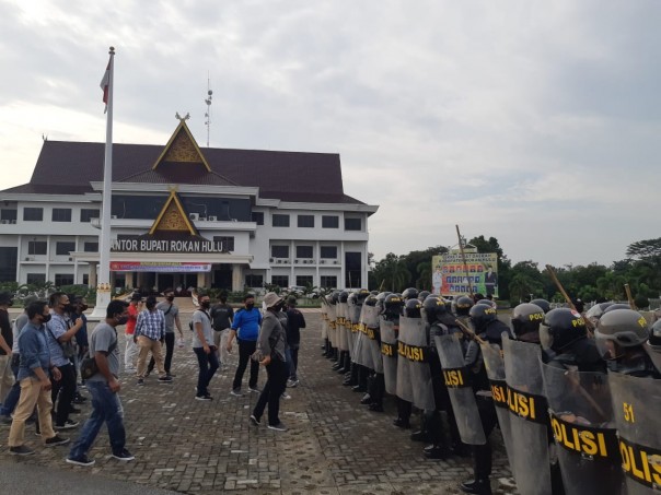 Simulasipengamanan Pilkada Rohul/R1