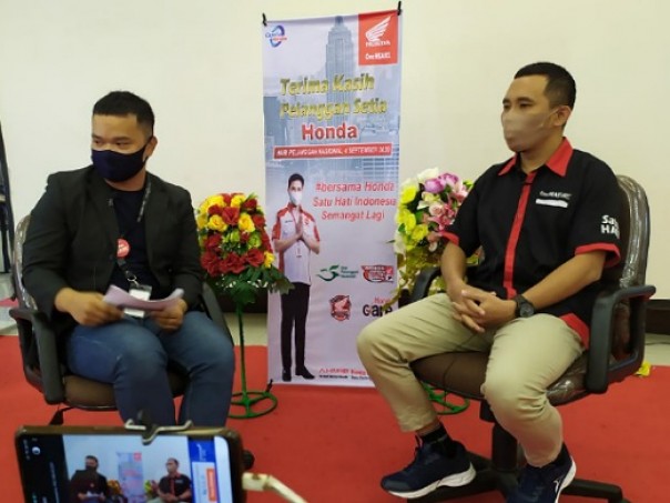 Live instagram hari pelanggan Capella Honda Riau