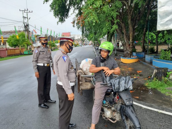 Cegah Lama Lantas Satlantas Polres Meranti Gelar Strong Poin