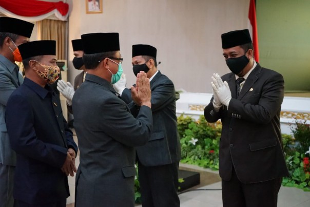 Gubernur Syamsuar Lantik Kadis ESDM Riau, Sebagai Pjs Bupati Siak, menggantikan Sementara Alfedri