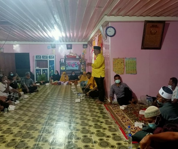 Kampanye salah seorang cakada Pelalawan, Selasa (20/10/2020) malam. Foto: Istimewa.