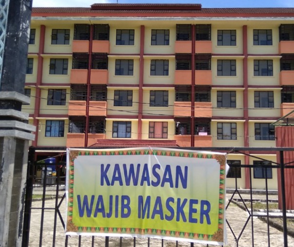 Rusunawa Rejosari, salah satu lokasi isolasi pasien positif corona. Foto: Surya/Riau1. 