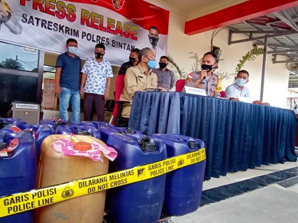 Premium Langka, Polres Bintan Ungkap Pelaku Penyelewengan/suryakepri