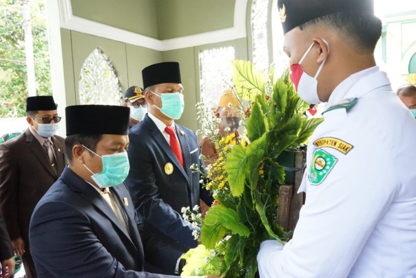 Pjs Bupati Siak Bersama Forkopimda Laksanakan Upacara Peringatan Hari Pahlawan Ke-75/R24