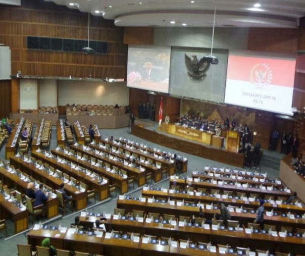 Sidang paripurna DPR (Foto: Istimewa/internet)