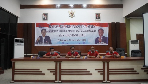 Ketua Pengprov IBA MMA Riau, Anis Murzil