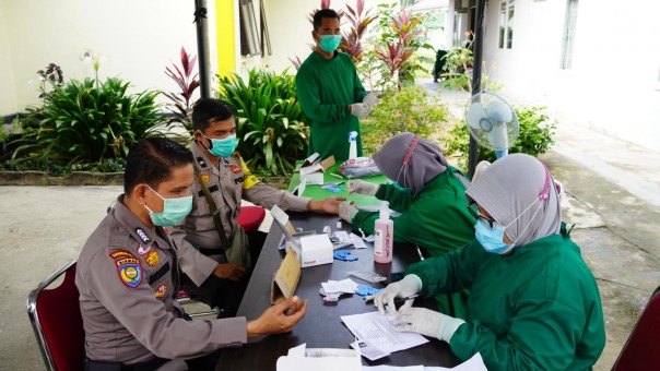 Rapid test di Puskesmas Dayun Siak