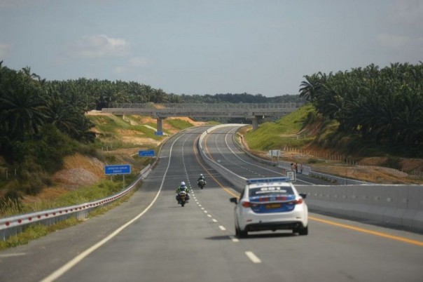 Tol Pekanbaru-Dumai