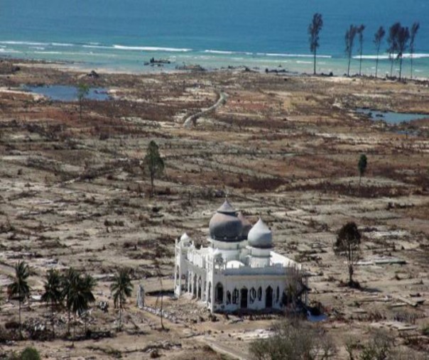 Tsunami Aceh 2004 (Foto: Istimewa/Liputan6.com)