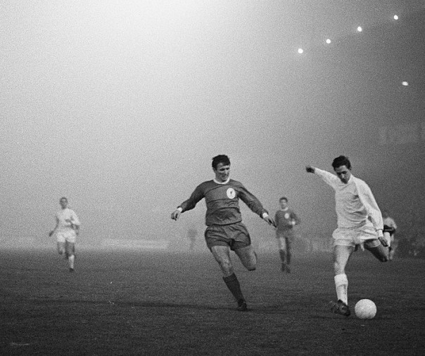 Laga antara Ajax Amsterdam vs Liverpool pada 1966 yang berakhir dengan skor kemenangan untuk Ajax 5-1 (Foto: Istimewa/Wikipedia)