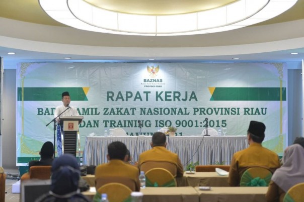 Plh Sekdaprov Riau Masrul Kasmy dalam sambutannya