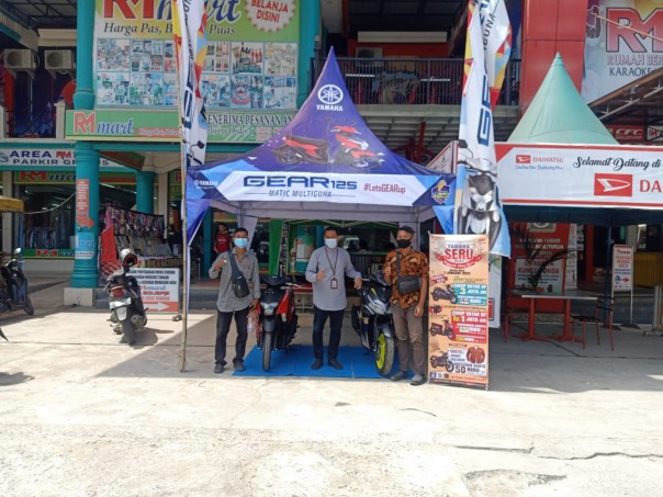 Yamaha gelar pameran di RM Mart Ujung Batu