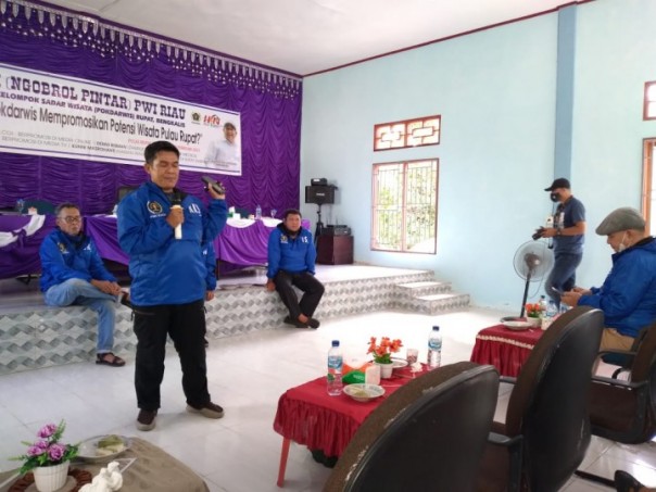 Pokdarwis Rupat Utara Bahas Strategi Promosi Pariwisata bersama PWI Riau