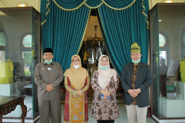 Didampingi Istri, Bupati Siak Sambut Kunjungan Wakil Gubernur Sumatera Barat Ke Kota Istana