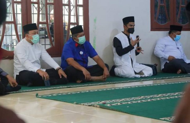 Hafizh Qur'an Termuda Siak Berikan Motivasi kepada Santri Ponpes Darul Hadist Sultan Yahya