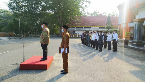 Bupati yopi jadi irup apel pagi 