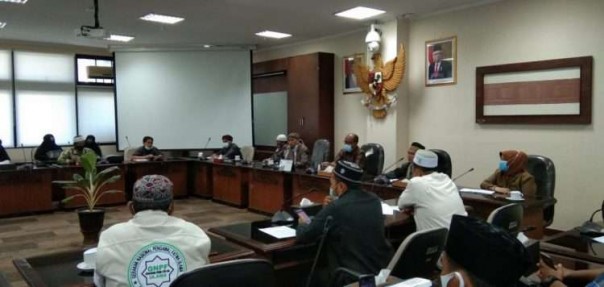 Tolak SKB 3 Mentri karena Mencedrai Karifan Lokal, GNPF Ulama Temui DPRD Sumbar/langgam.id