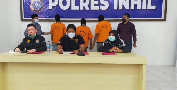 polisi lakukan pres release